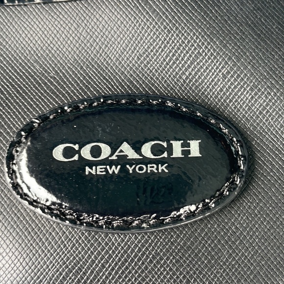 Coach tote in black - Picture 2 of 7